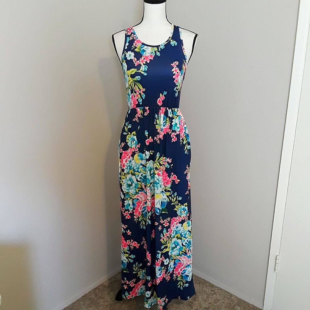 NEW floral maxi dress